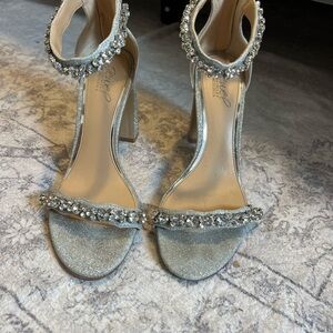Jewel Badgley Mischka Glittering Silver Heels